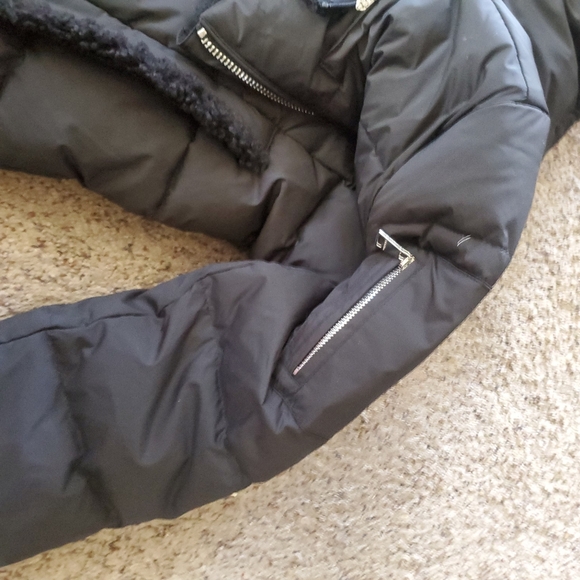 Down Jacket - Picture 13 of 16